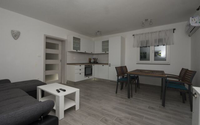 Apartment Jure
