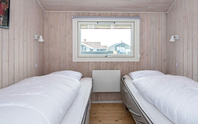 Spacious Holiday Home With Sauna in Hvide Sande