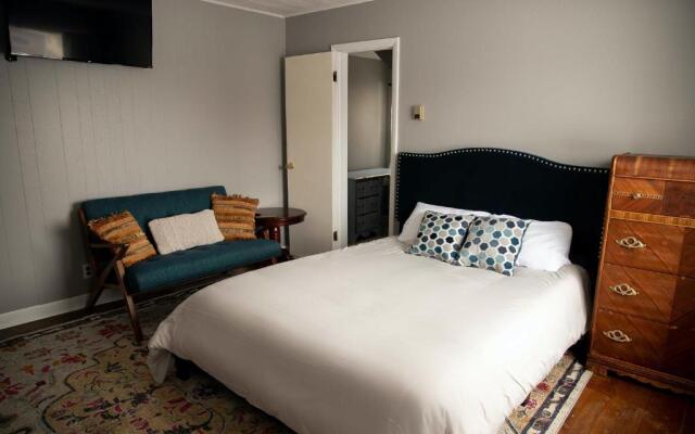 Charming French Studio Apartment