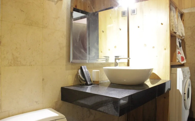 Modern Deluxe 2BR at Braga City Walk Apartment