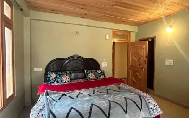 New Brahma Guesthouse