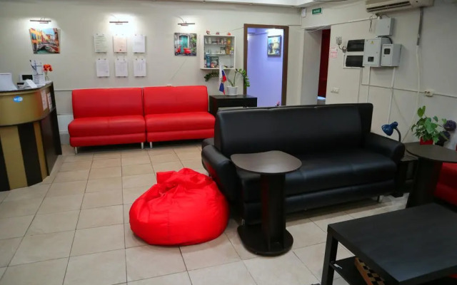 «Трэвел Инн Достоевская» — хостел