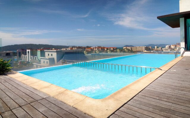 Sky Hotel