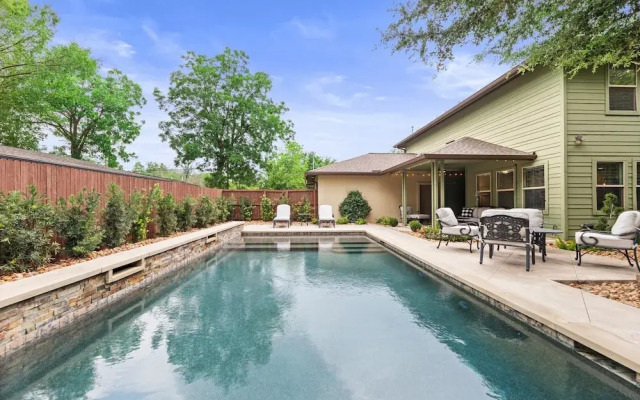 Large South Austin Home with a Pool