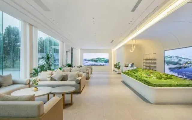 Moganshan Sky Swimming Pool Resort