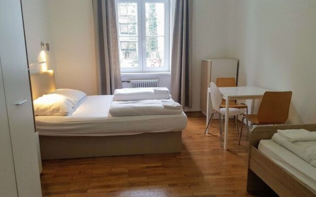 C - Punkt Hostel