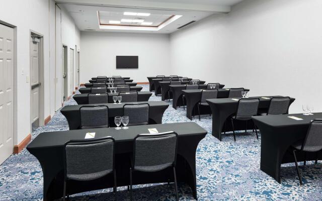 Hilton Garden Inn Lake Forest Mettawa