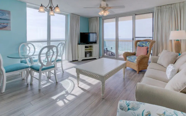 Pelican Beach Resort 1001