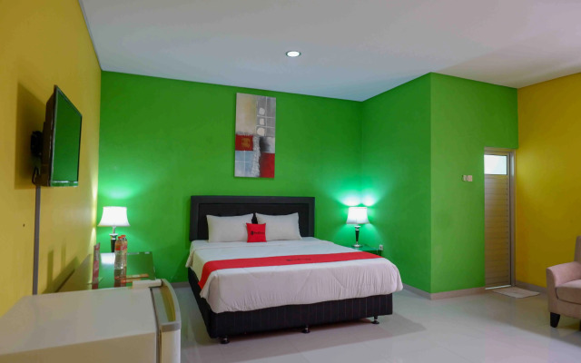 RedDoorz near Bandara Adi Soemarmo Solo