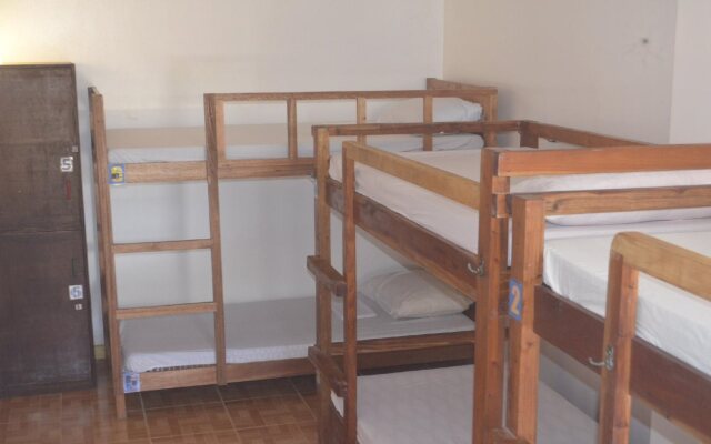 Chill Out Hostel Boracay