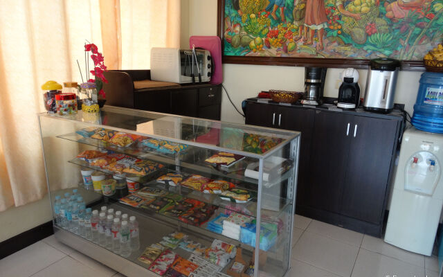 RueMango Apartelle and Suites