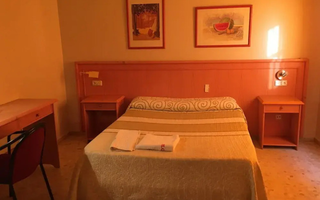 Hostal Carlos III