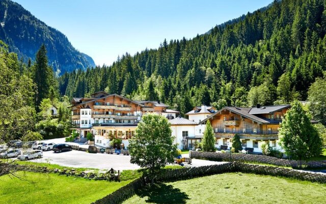 Habachklause Baby- und Kinderhotel | Bauernhof Resort