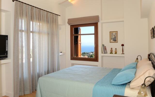 Villa Marina-Luxury Villa with Private Pool