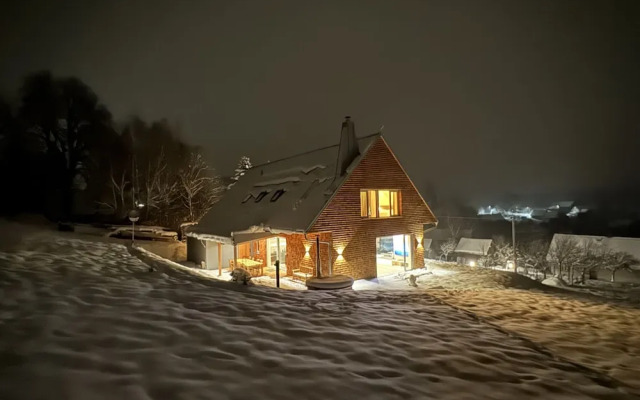 Holiday Home in Roprachtice With Sauna & Jacuzzi