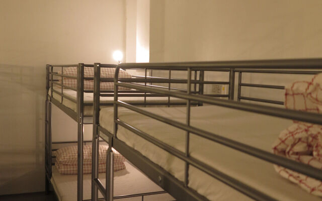 Blue Jazz Hostel