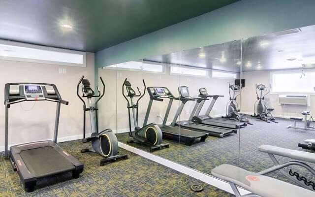 Rodeway Inn & Suites Williamsburg Central