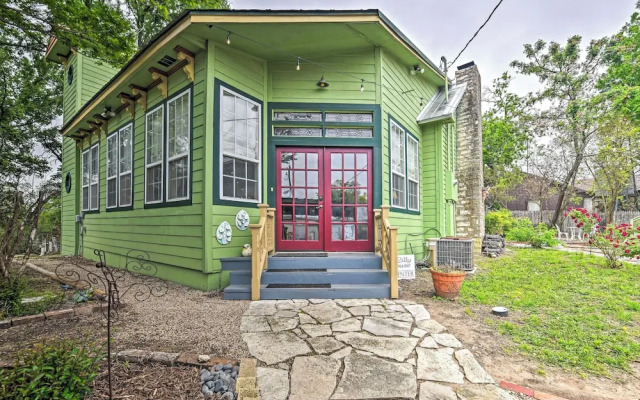 The Lilly House: Historic Glen Rose Home w/ Porch!