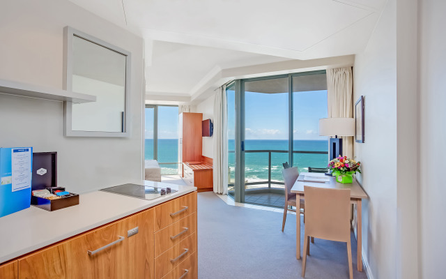 Mantra Legends Hotel