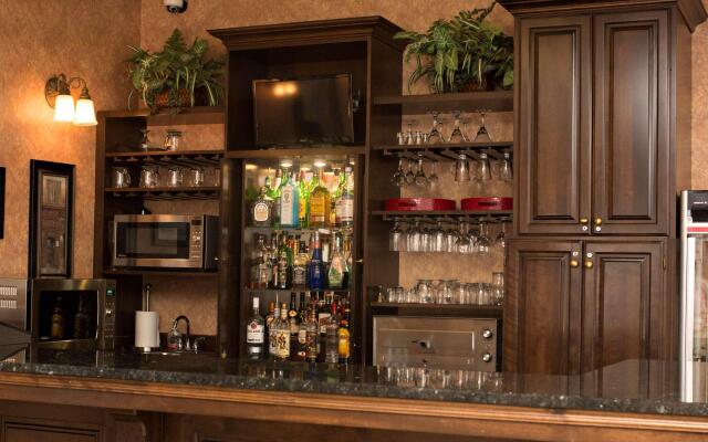 Best Western Plus Fredericton Hotel & Suites