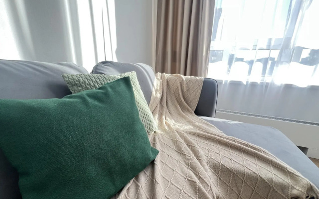 Апартаменты на проспекте Куприна 1к2