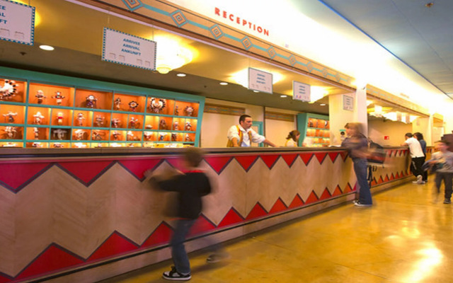 Отель Disney Hotel Santa Fe