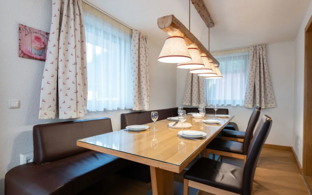 Luxurious Chalet in Zell am See Near Ski Area