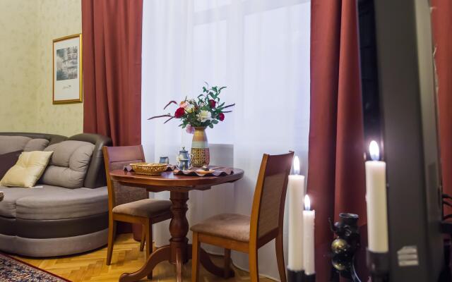 GMApartments (ДжиЭмАпартментс) на улице Новый Арбат 31/12