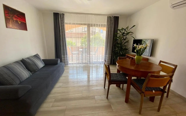 Apartment Mirna