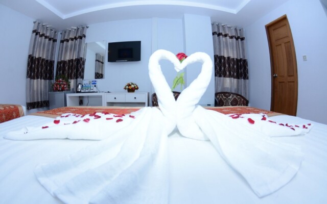 Kaung Myint Hotel