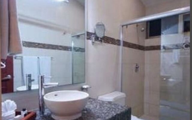 Grand City Hotel - Near Market 28