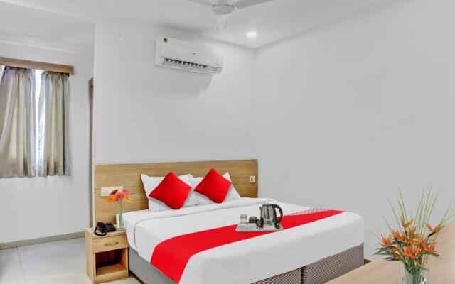 Flagship Hotel Bluemoon