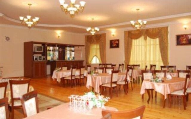 Araz Hotel