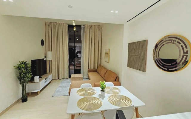 OYO HOME 1405 Spacious 1bed In Jvc Be