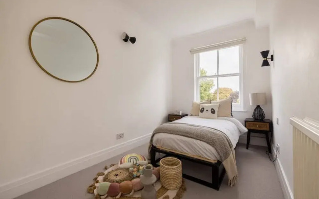 The Philbeach Gardens Place - Lovely 5bdr Flat With Terrace