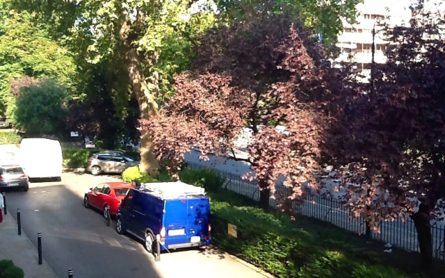 Mandalay Picton House Hotel