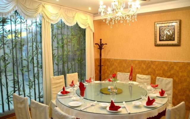 Xianning Changyin Hot Spring Hotel