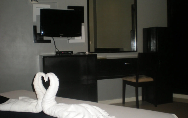 Richmond Plaza Hotel