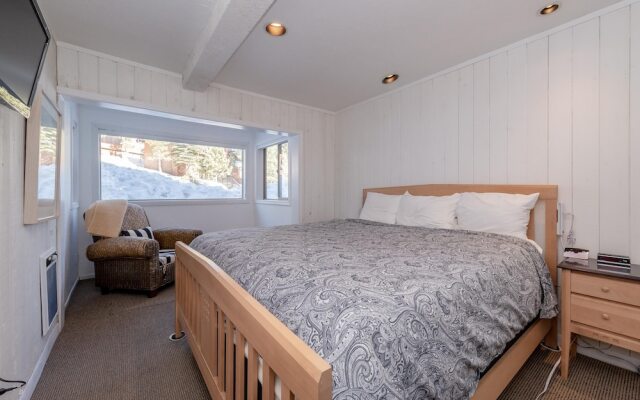 Chamonix #62 Bldg. D