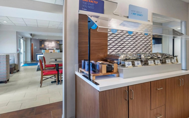 Holiday Inn Express Charlotte West - Gastonia by IHG.