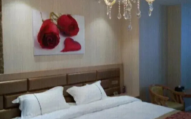 Longli Jiaxing Fashion Hotel