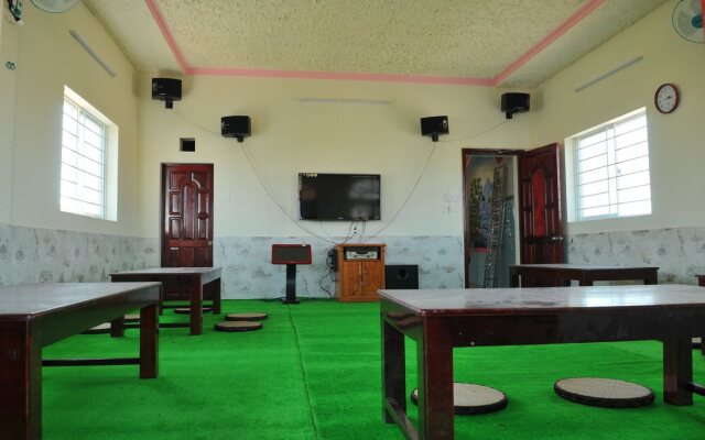 Dragon Hostel