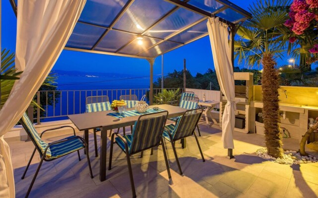 Stunning Home in Medveja With Wifi and 2 Bedrooms