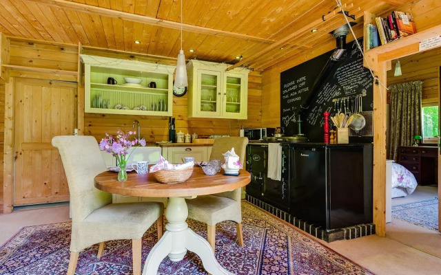 Ash Mill Cabin