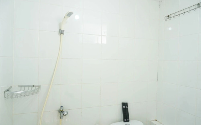 Best Studio Room @ Bassura City Apartment By Travelio