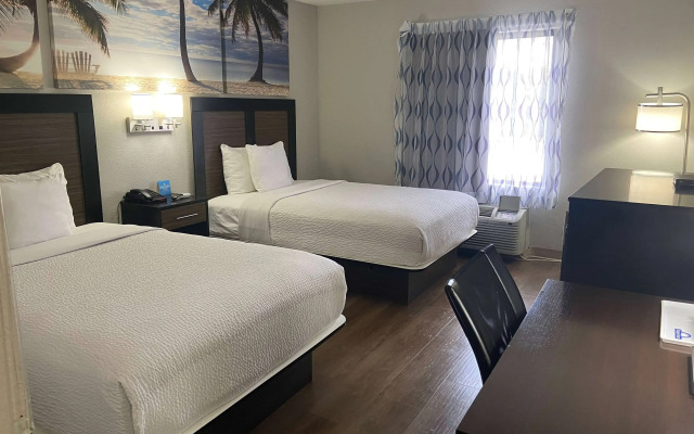 Days Inn by Wyndham Panama City/Callaway