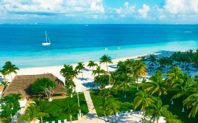 Cancun Beachfront Condo