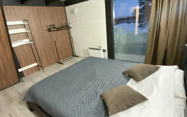 Lakost Cottage 1