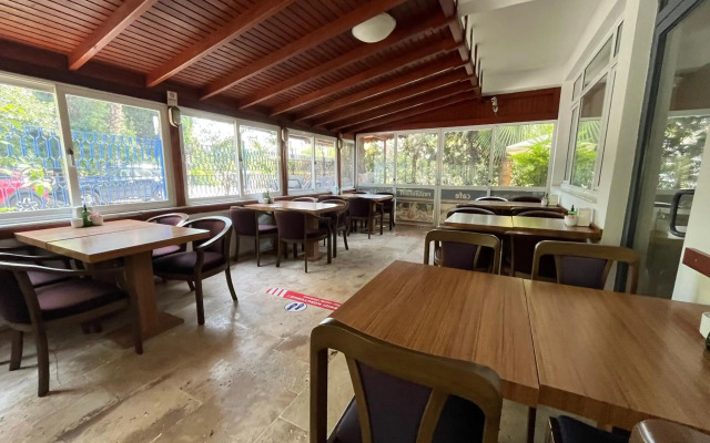 Hotel Lunay