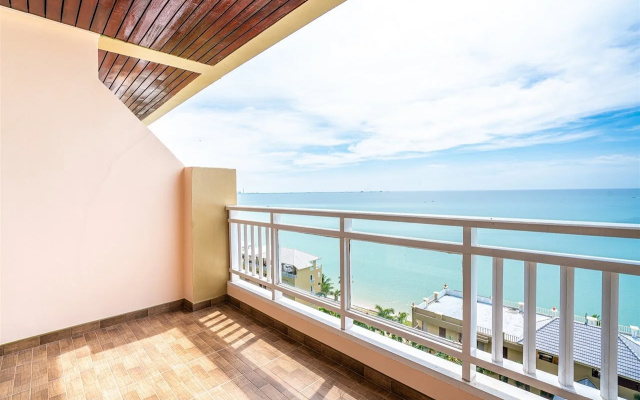 Royal Phala Cliff Beach Resort and Spa